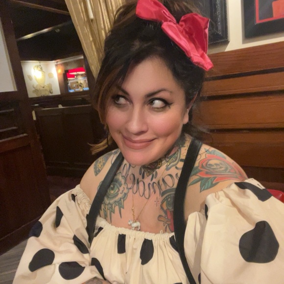 vulturekiss